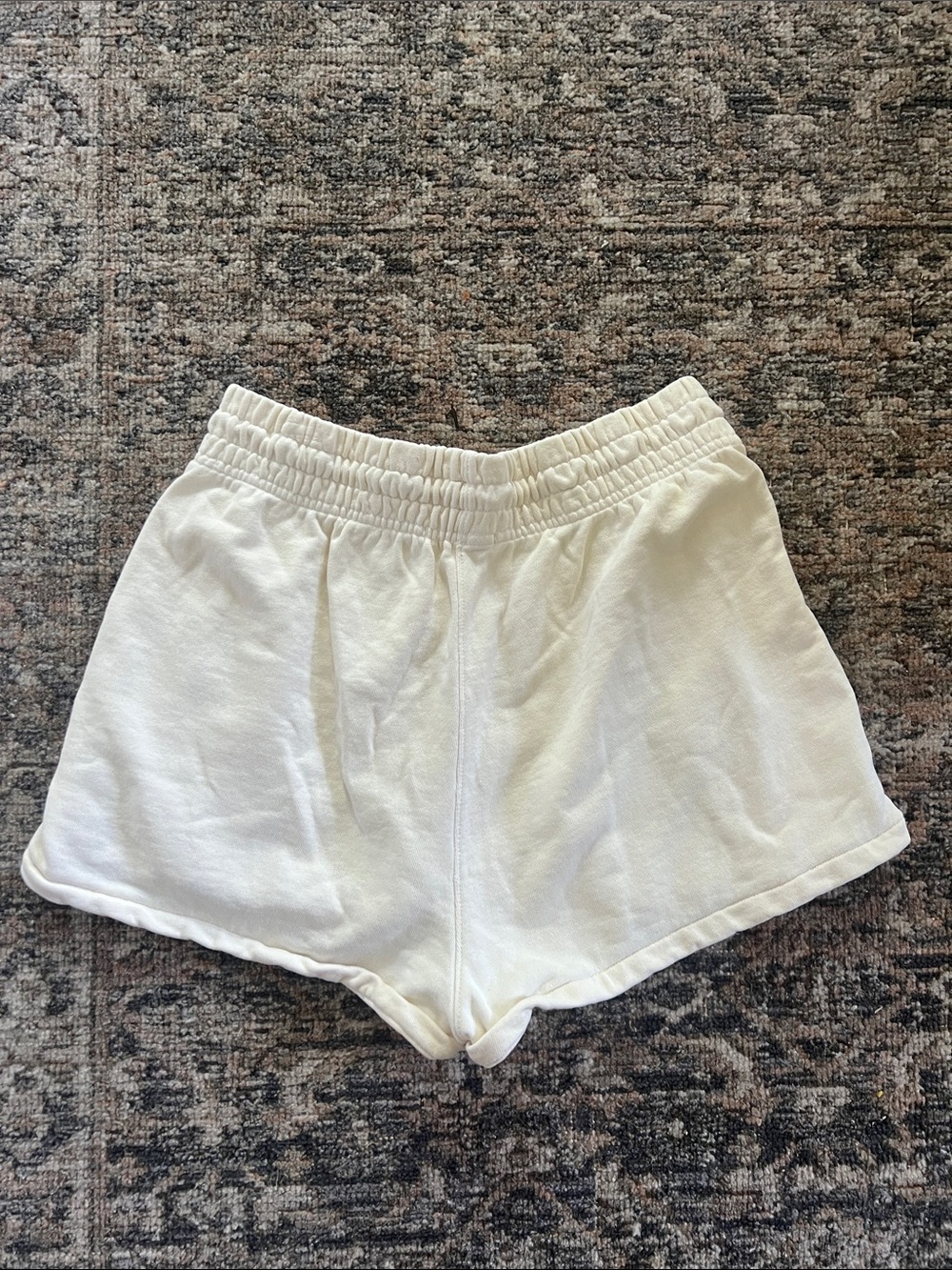AGOLDE 90s Pintuck Short - Picture 4 of 4
